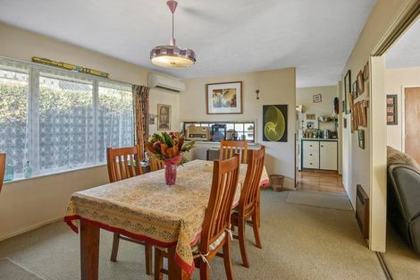 Photo of property in 5 Chatswood Place, Bishopdale, Christchurch, 8051