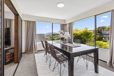 Photo of property in 19 Greyfriars Crescent, Tawa, Wellington, 5028