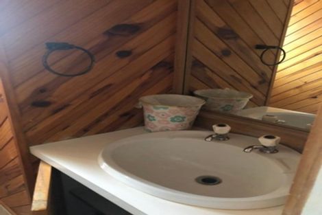 Photo of property in 6 Suwyn Place, Weymouth, Auckland, 2103