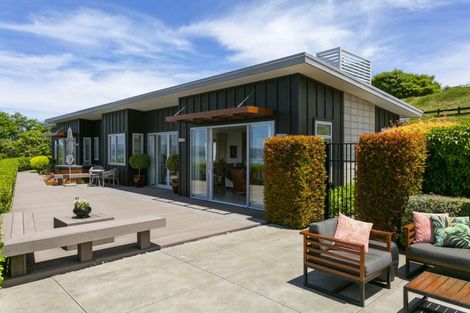 Photo of property in 12 Cameron Drive, Acacia Bay, Taupo, 3385