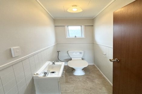 Photo of property in 9 Salamanca Road, Sunnynook, Auckland, 0620