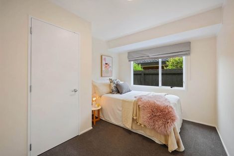 Photo of property in 6 Camira Place, Botany Downs, Auckland, 2010