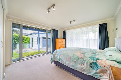 Photo of property in 40 Sunbrae Drive, Silverstream, Upper Hutt, 5019