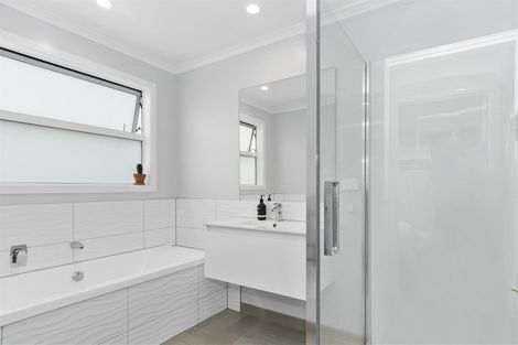 Photo of property in 14 Awatira Drive, Papamoa Beach, Papamoa, 3118