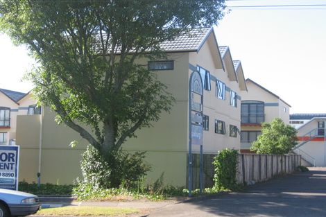 Photo of property in 2/17a Delta Avenue, New Lynn, Auckland, 0600