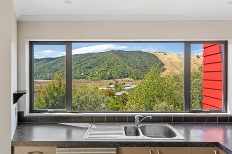 Photo of property in 5 Beach Place, Havelock, 7100