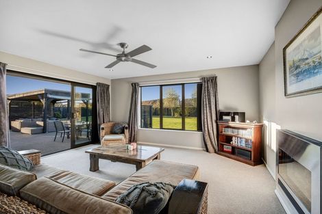 Photo of property in 52 Jacks Drive, West Melton, 7618