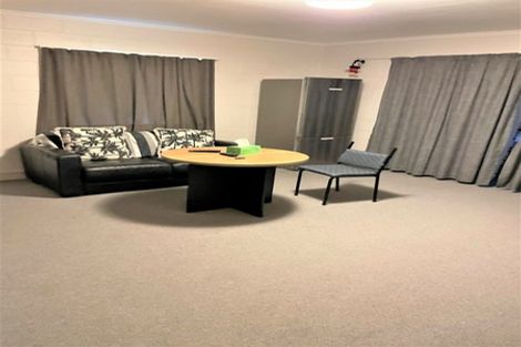Photo of property in 41 Wai-iti Crescent, Woburn, Lower Hutt, 5010