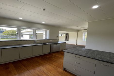 Photo of property in 7 Okura Grove, Boulcott, Lower Hutt, 5010