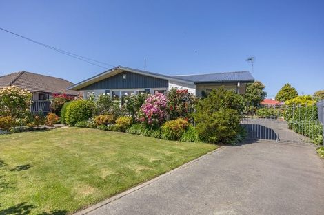 Photo of property in 4 Eastling Street, Bishopdale, Christchurch, 8053