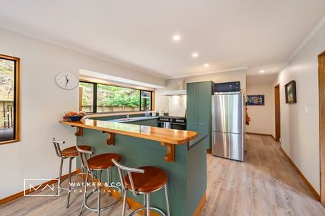 Photo of property in 87 Elmslie Road, Pinehaven, Upper Hutt, 5019