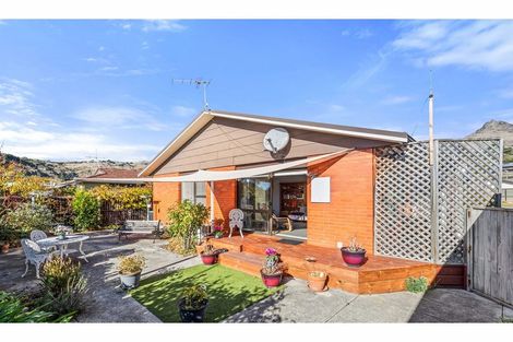 Photo of property in 32b Laing Crescent, Heathcote Valley, Christchurch, 8022