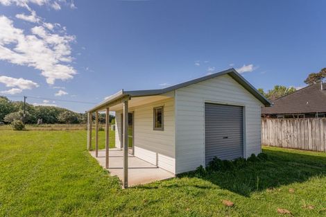 Photo of property in 12 Austin Drive, Whitianga, 3510