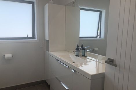 Photo of property in 39 Pine Avenue, Otumoetai, Tauranga, 3110