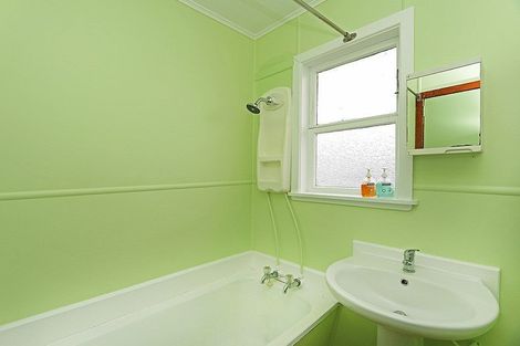 Photo of property in 167 Tasman Street, Opunake, 4616