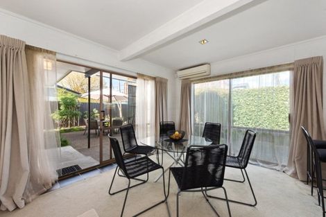 Photo of property in 22 Seamer Place, St Andrews, Hamilton, 3200