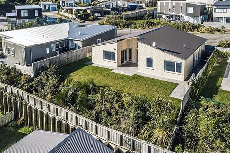 Photo of property in 35 Lacebark Lane, Woodridge, Wellington, 6037