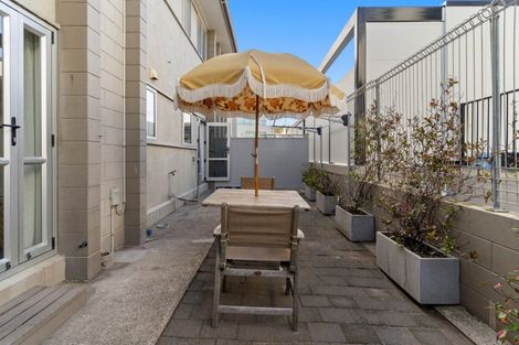 Photo of property in 2/21 The Mall, Mount Maunganui, 3116