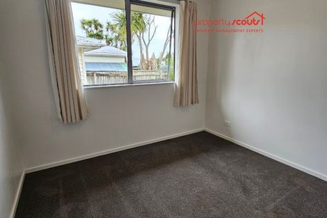 Photo of property in 71 Queenwood Road, Levin, 5510