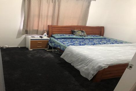 Photo of property in 14 Eddowes Street, Manurewa, Auckland, 2102