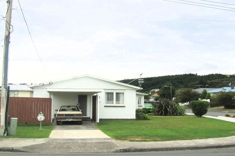Photo of property in 1/15 Mangaroa Hill Road, Maoribank, Upper Hutt, 5018