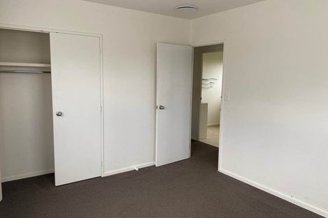 Photo of property in 399b Roscommon Road, Clendon Park, Auckland, 2103