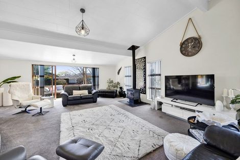 Photo of property in 15 Pukekohatu Street, Waitara, 4320