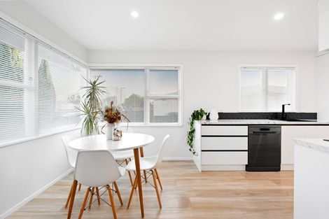 Photo of property in 36 Northolt Road, Fairview Downs, Hamilton, 3214