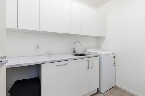 Photo of property in 10 Cadiz Lane, Mount Pleasant, Christchurch, 8081