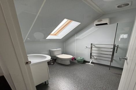 Photo of property in 219 Leith Street, North Dunedin, Dunedin, 9016