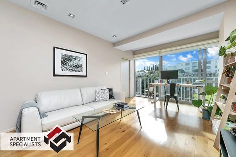 Photo of property in Shoal Haven Apartments, 112a/130 Anzac Street, Takapuna, Auckland, 0622