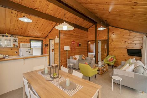 Photo of property in 41 Beaumont Green, Pauanui, Hikuai, 3579