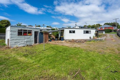 Photo of property in 10 Beach Street, Waikouaiti, 9510