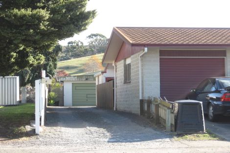 Photo of property in 2 Church Road, Taradale, Napier, 4112