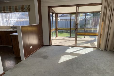 Photo of property in 43 Terry Crescent, Milson, Palmerston North, 4414