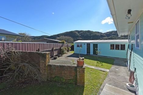 Photo of property in 20 Mcleod Street, Elderslea, Upper Hutt, 5018