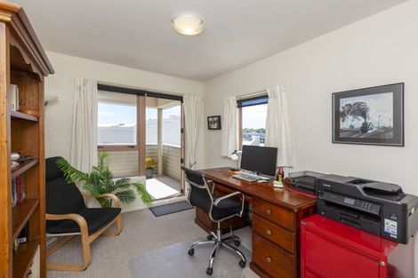 Photo of property in 13/1 Marine Parade, Paraparaumu Beach, Paraparaumu, 5032