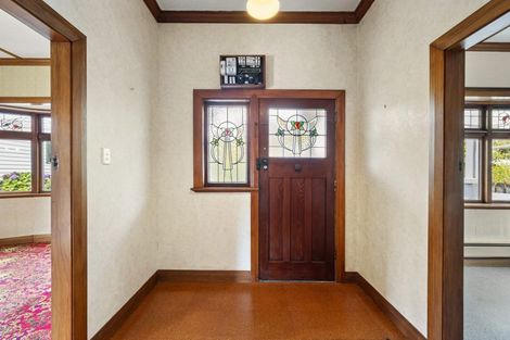 Photo of property in 12 Marsden Avenue, Karori, Wellington, 6012