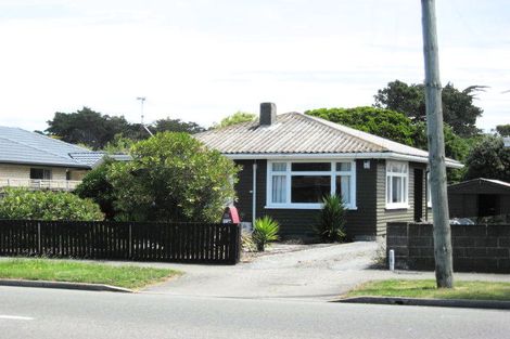 Photo of property in 304 Estuary Road, South New Brighton, Christchurch, 8062