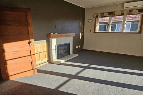 Photo of property in 42 Frederick Street, Terrace End, Palmerston North, 4410