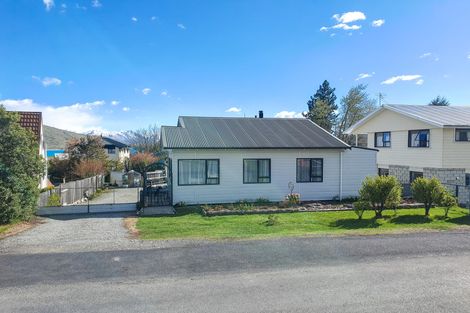 Photo of property in 31 Murray Place, Lake Tekapo, 7999