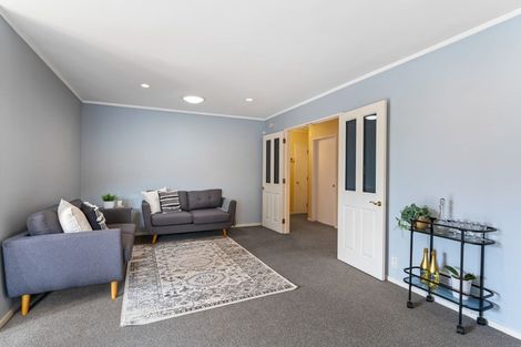 Photo of property in 10a Oxford Crescent, Ebdentown, Upper Hutt, 5018