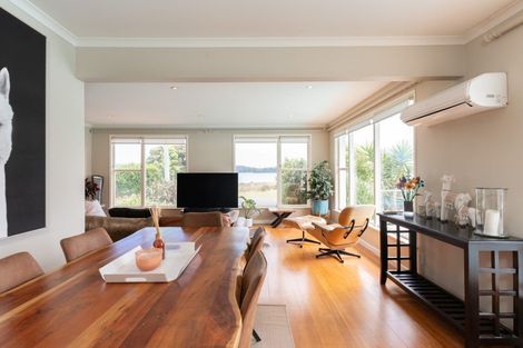 Photo of property in 7 Motukaraka Point, Pauatahanui, Porirua, 5381