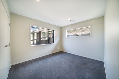Photo of property in 5 Swinton Place, Churton Park, 6037