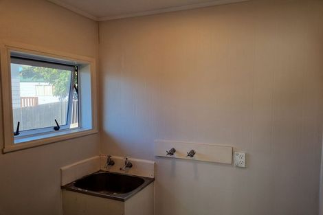 Photo of property in 24 Moncrieff Avenue, Clendon Park, Auckland, 2103