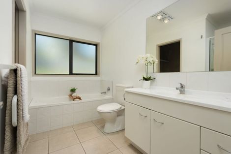 Photo of property in 53 Discovery Avenue, Welcome Bay, Tauranga, 3112