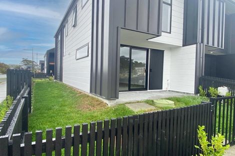 Photo of property in 16 Tuputupu Drive, Kumeu, 0810