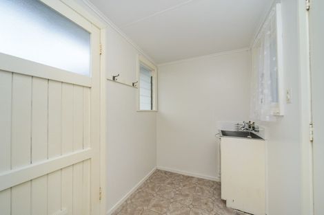Photo of property in 77 Beattie Street, Feilding, 4702