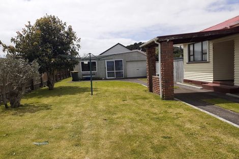 Photo of property in 38 Leslie Street, Waiau, 7332