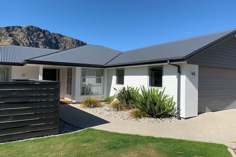 Photo of property in 6 Evening Star Road, Arthurs Point, Queenstown, 9371